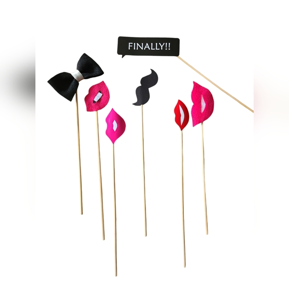 SHEIN & HANDMADE | PHOTO BOOTH PROPS FOR WEDDING | SET OF 13 - Picture 5 of 8